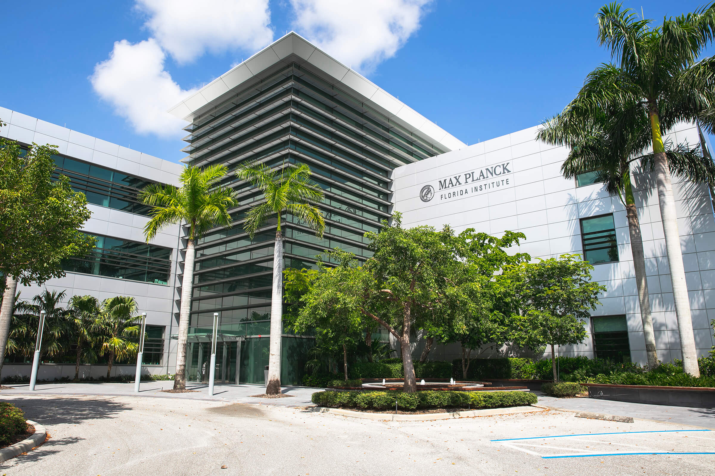 Plank Honors Program building