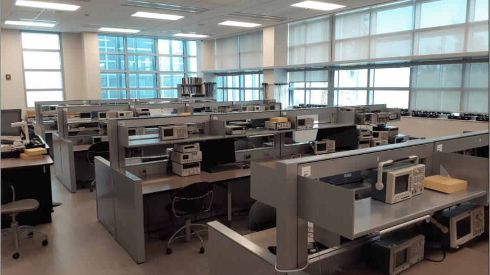 Electronics Lab, EE 210